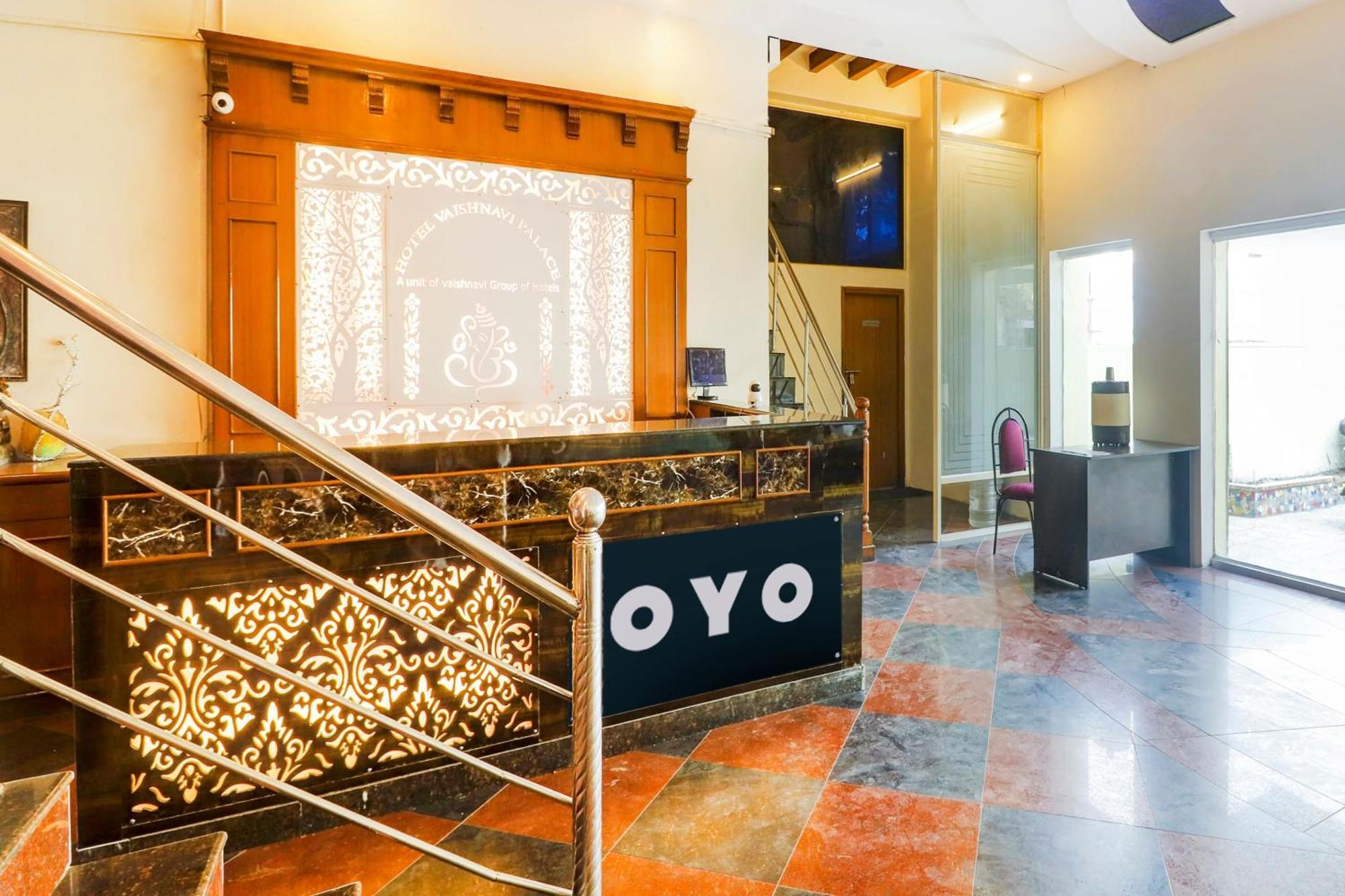 Super Collection O 77115 Vaishnavi Palace Hyderabad Exteriör bild